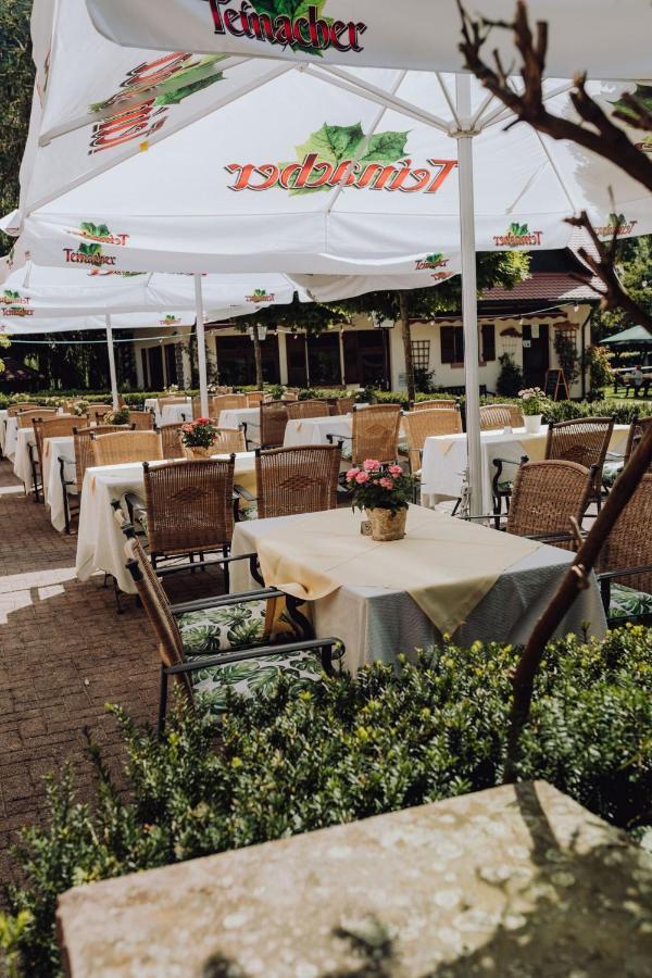 Hotel Zur Alten Muehle Нойенбюрг Экстерьер фото
